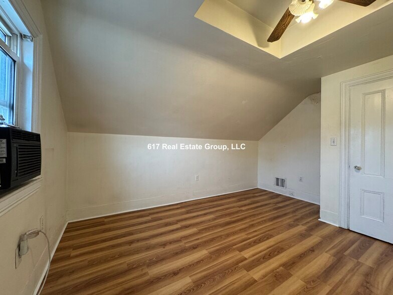 Building Photo - 38 Allston St