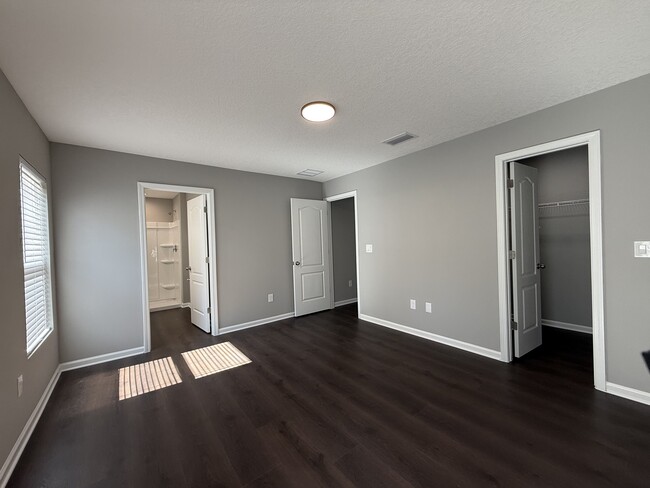 Building Photo - 117 Bass Ln