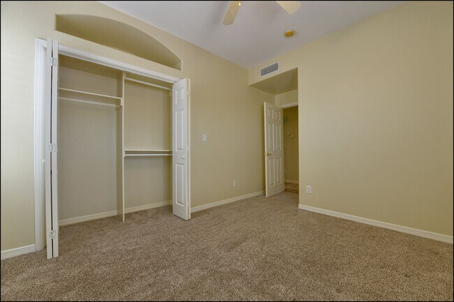Building Photo - Available to view!