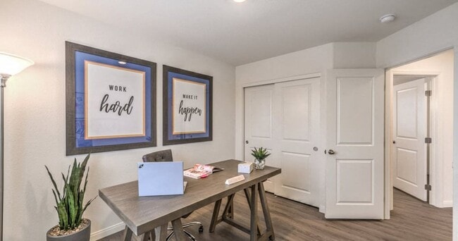 Building Photo - Shadow Bay