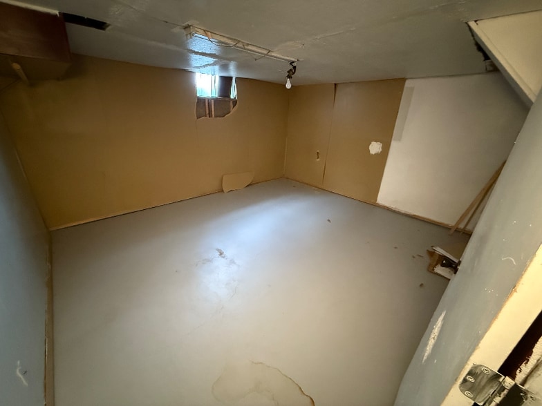 Building Photo - 53 S Julian St