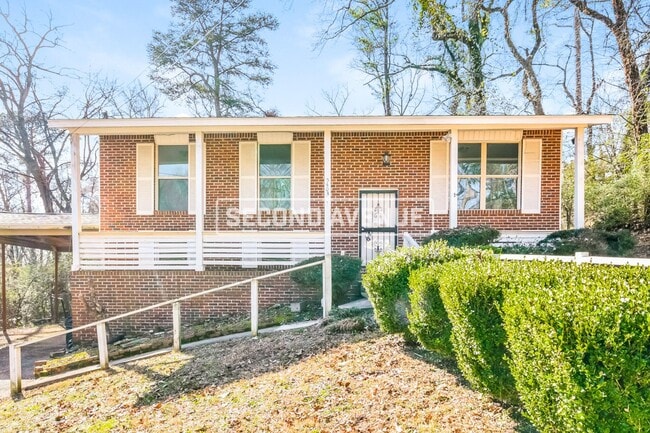 Building Photo - 5403 Wesley Dr