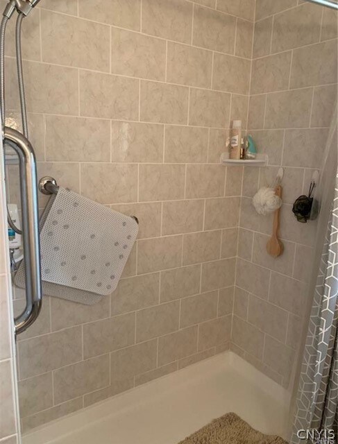 Building Photo - 904 Crawford Ave