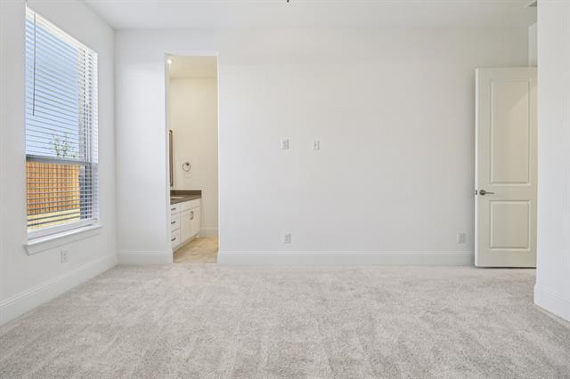 Building Photo - 901 Bluebonnet Dr