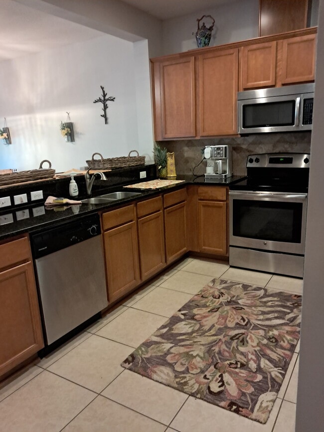 Building Photo - 317 Sand Oak Blvd