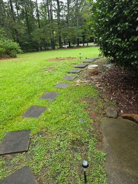 Building Photo - 460 Haynes Creek Cir