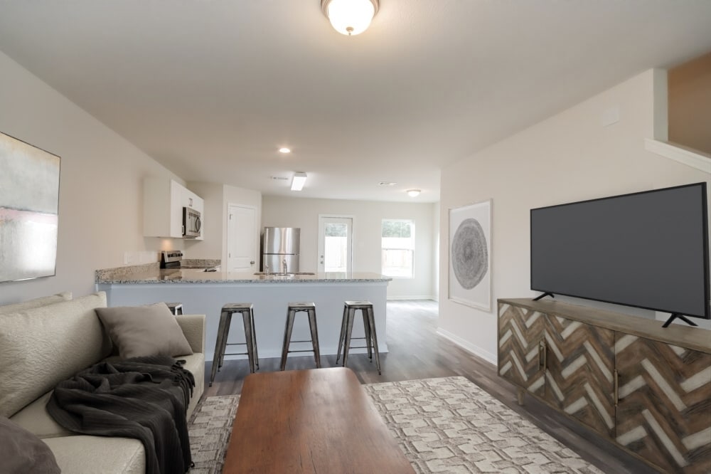 Building Photo - 15754 Del Norte Dr