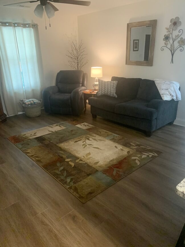 Building Photo - 1361 Salem Church Rd