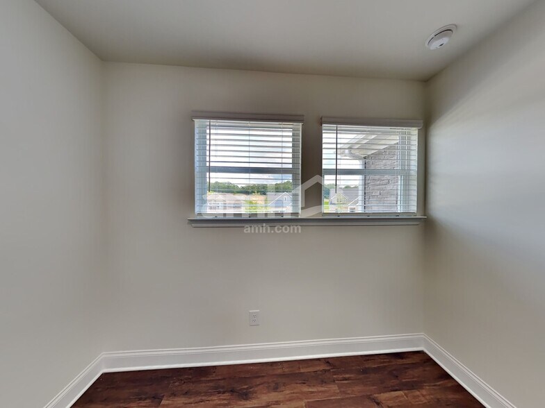 Building Photo - 1401 Alcovy Rd SE