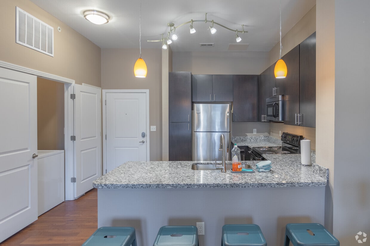 Avalon At The Pointe Cincinnati Oh Apartment Finder