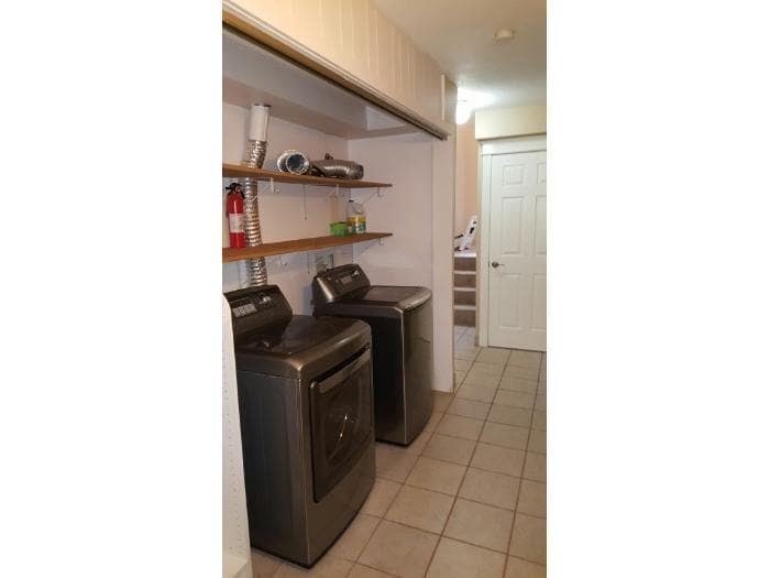 Building Photo - 6446 Village Pkwy