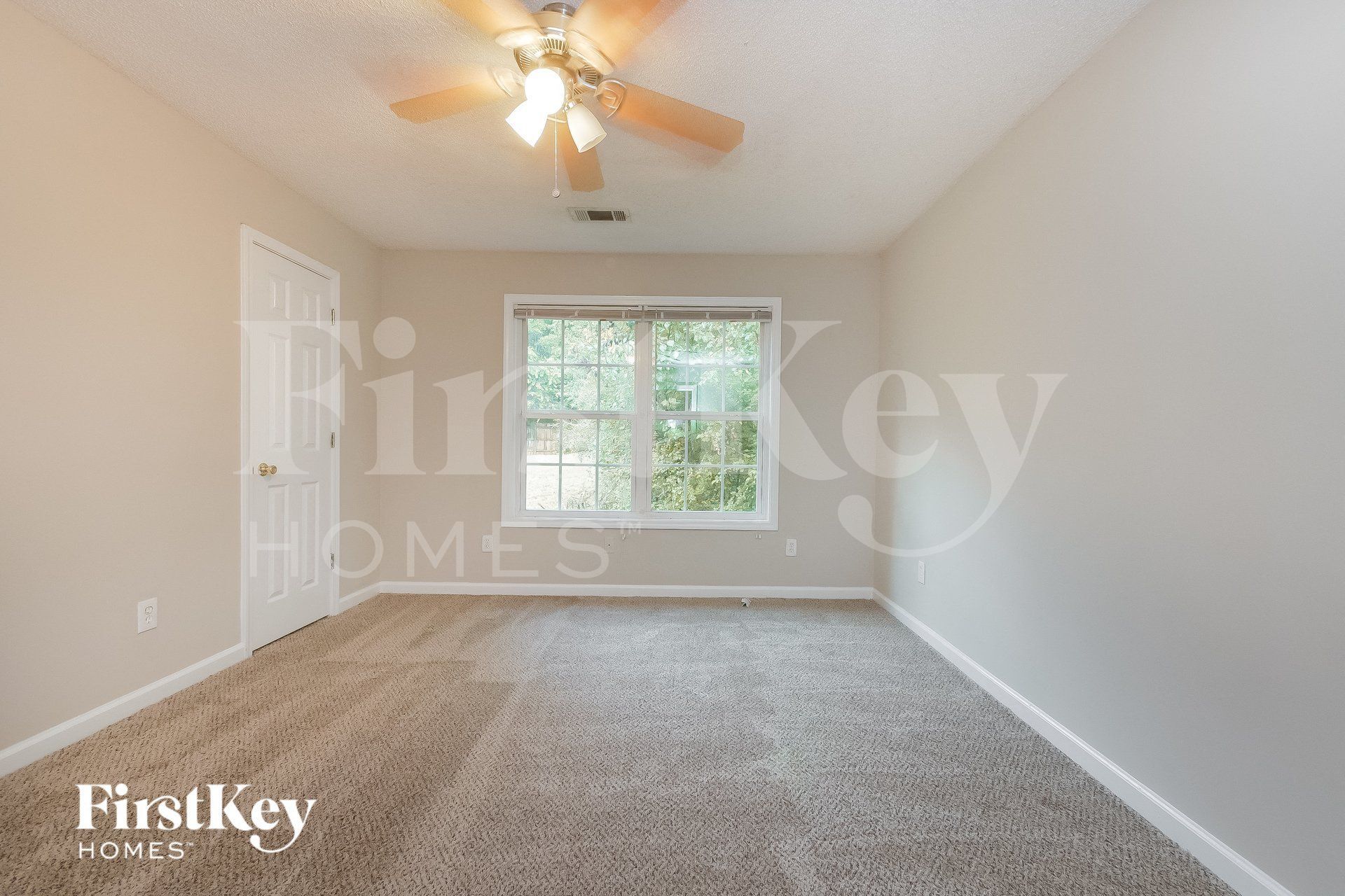 Building Photo - 1296 N Hampton Dr