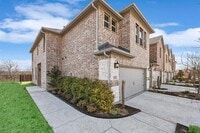 Building Photo - 521 Hutchinson Ln