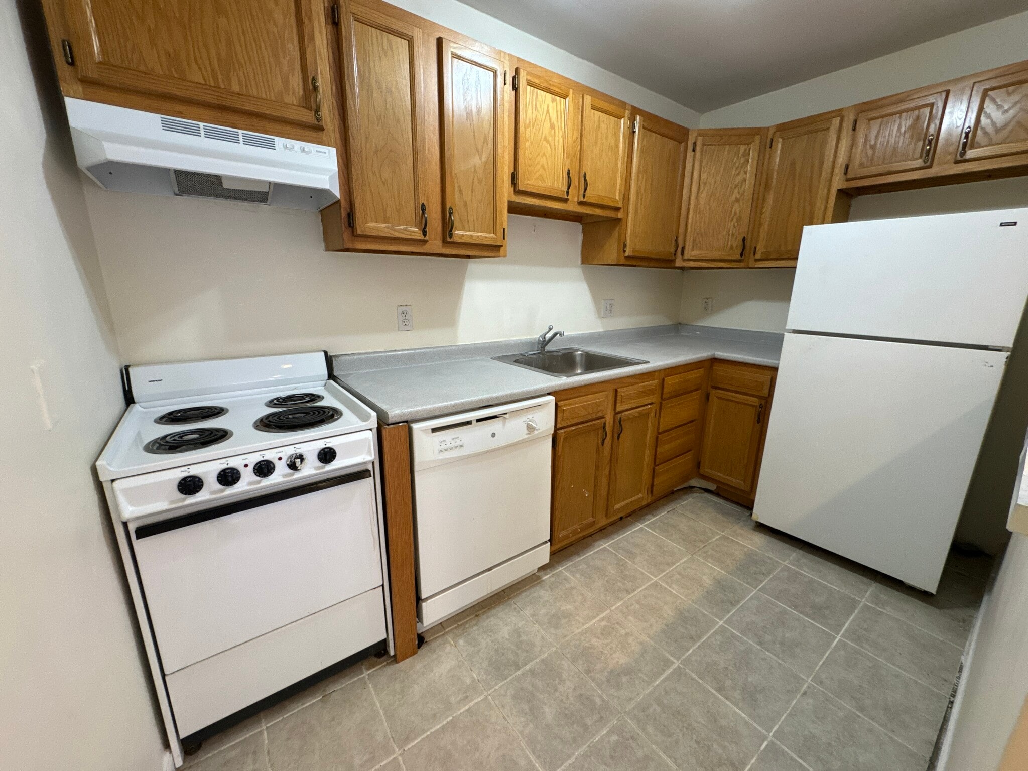 Building Photo - 40 Gardner St