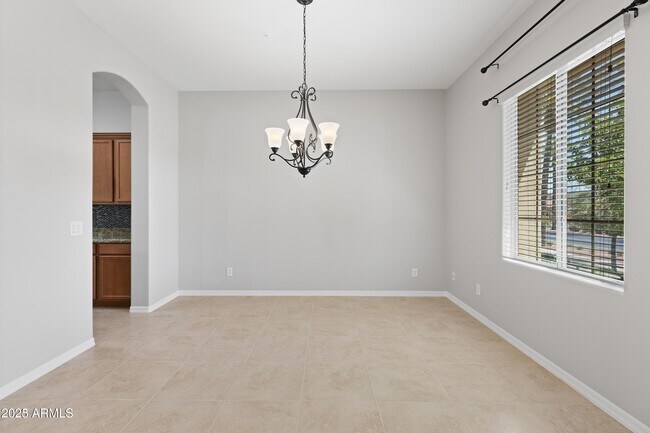 Building Photo - 4280 N Verrado Way