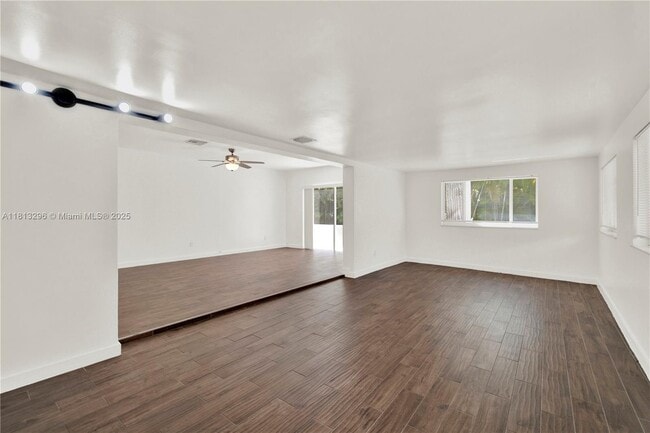 Building Photo - 11713 SW 81st Rd