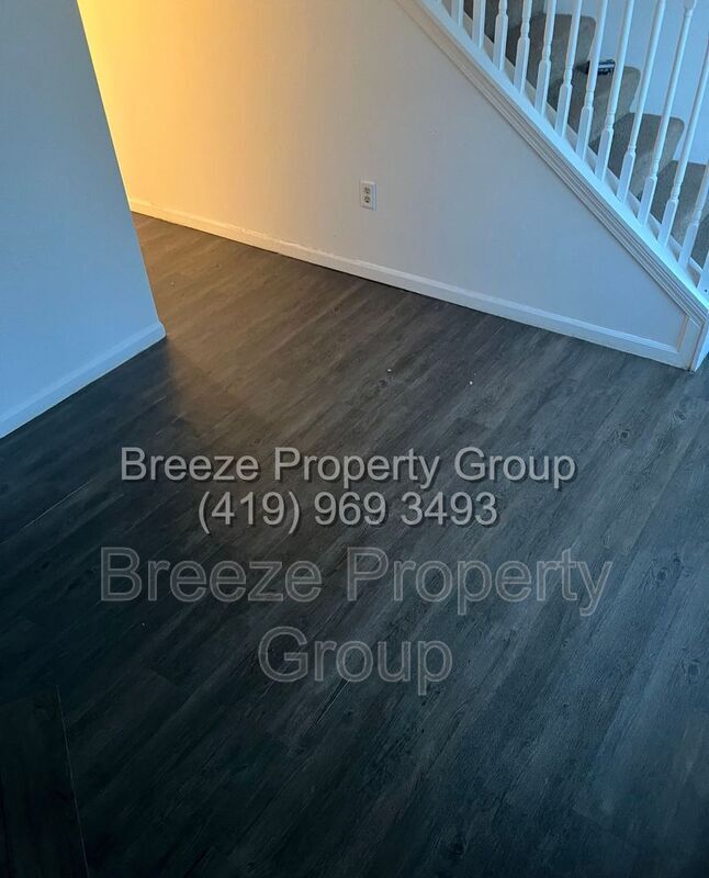 Building Photo - 518 Hope St