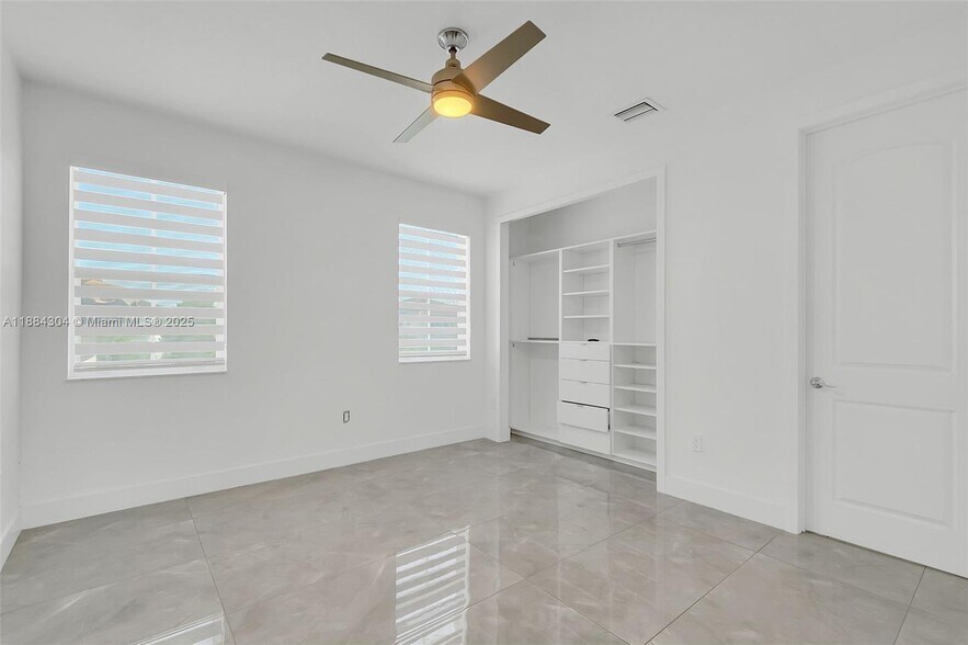 Building Photo - 14932 SW 175th St