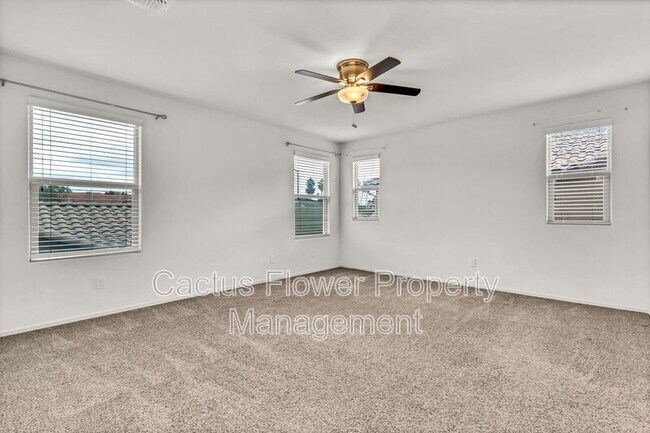 Building Photo - 1245 N Balboa