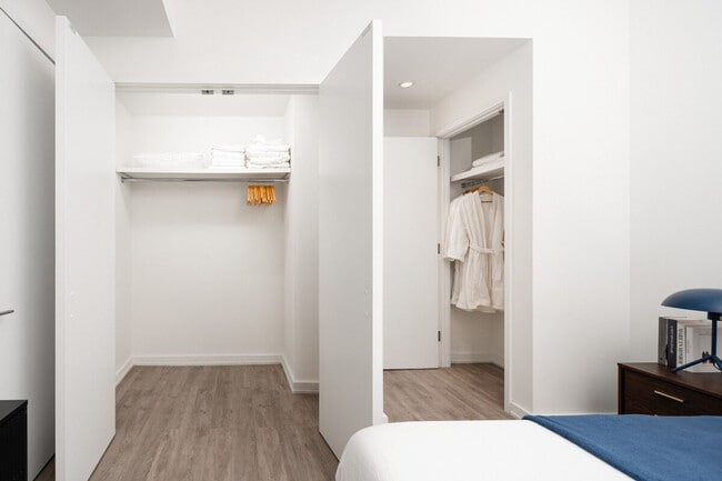 Building Photo - 52 Maiden Ln