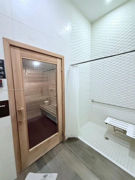 Building Photo - 5980 NW 104th Ct