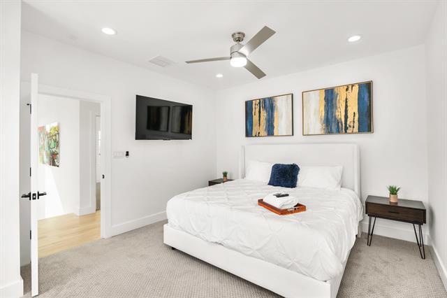 Building Photo - 4811 Cowan Ave