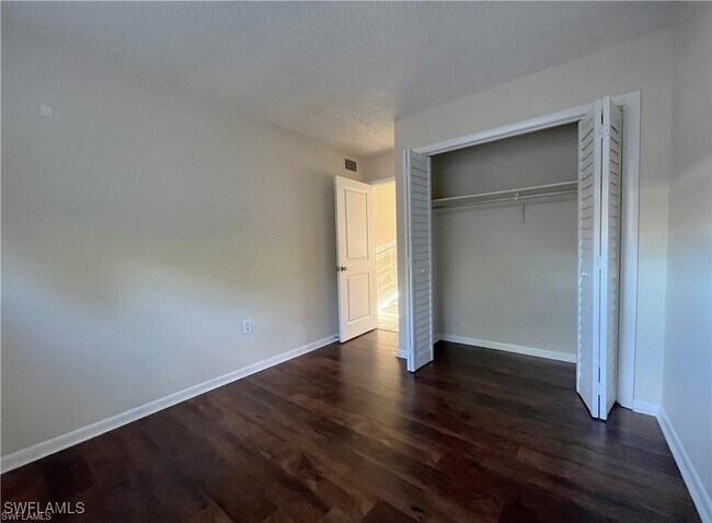 Building Photo - 3325 Arpt Rd S