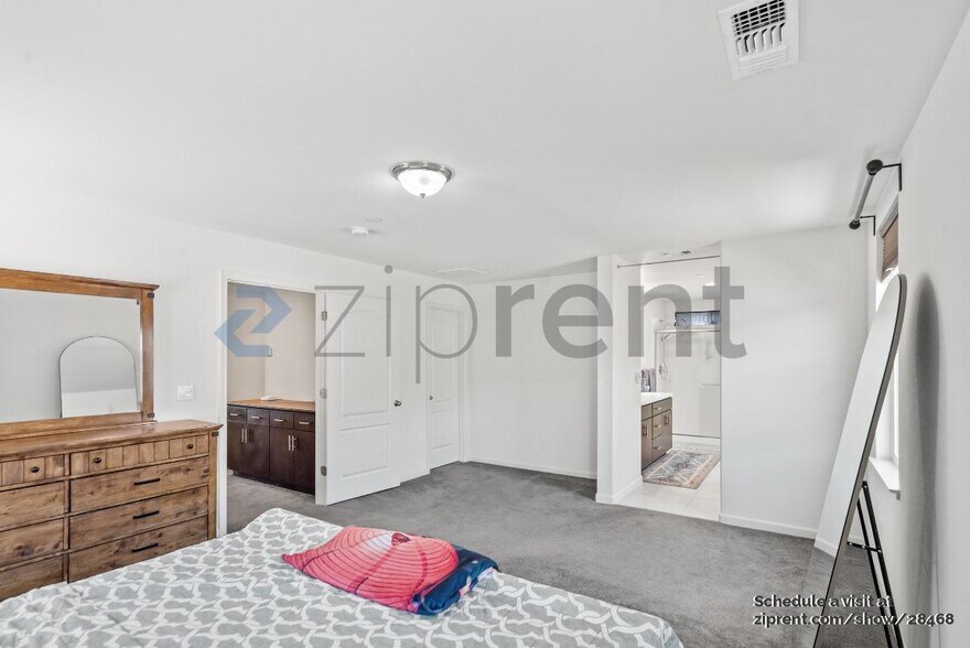 Building Photo - 117 Caspian Way