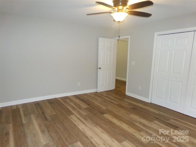 Building Photo - 40119 NC-740