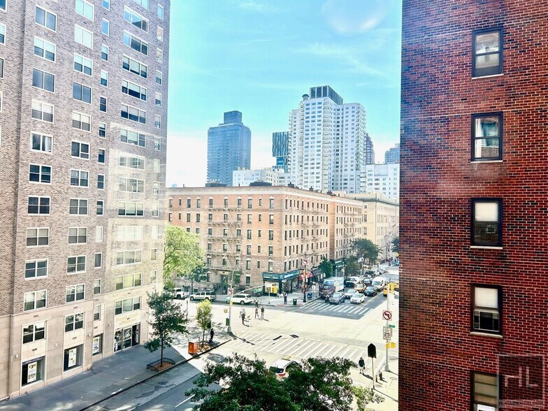 Building Photo - East 79th Street