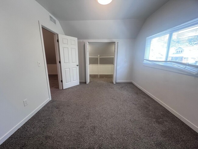 Building Photo - Charming 3-Bedroom Home in Grand Rapids!