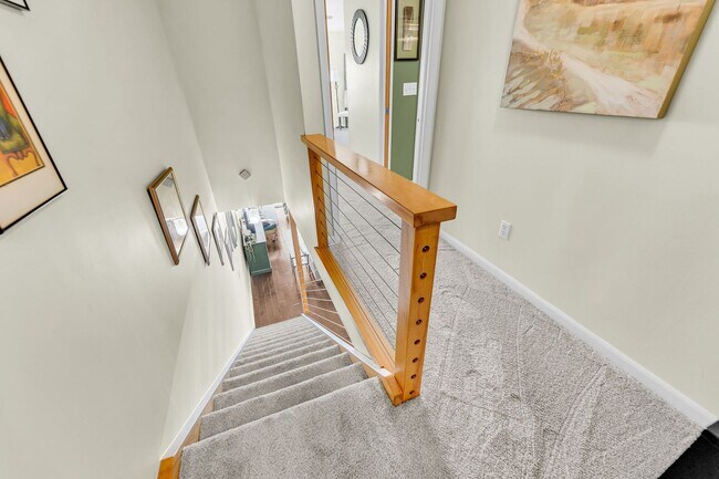 Building Photo - Coastal Living in the Heart of Folly Beach
