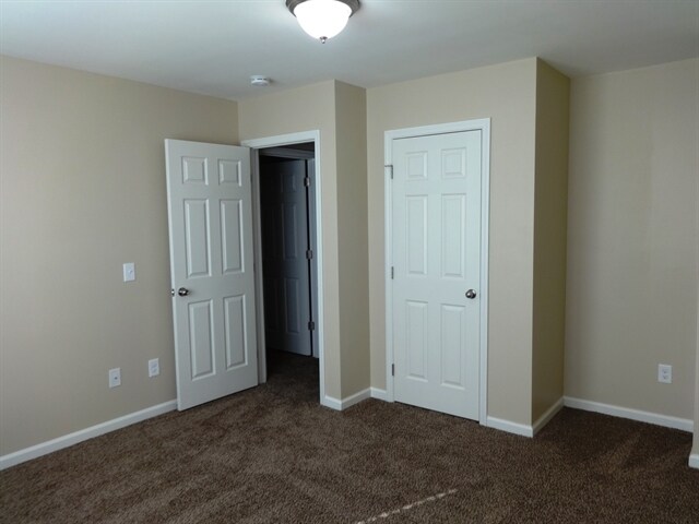 Building Photo - 179 Meadow Wood Rd