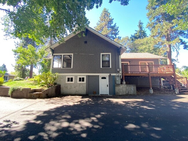 Building Photo - 3 Bedroom Home for Rent - HR Heights