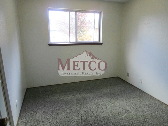 Building Photo - Darling 3 bedroom Springfield Home