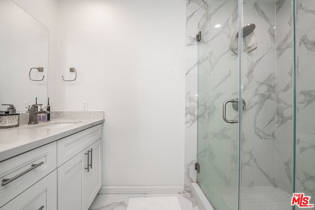 Building Photo - 29846 Grandifloras Rd