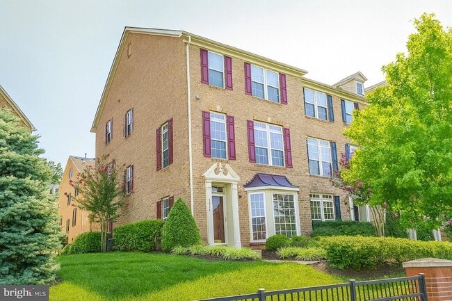 Primary Photo - 5034 Strawbridge Terrace