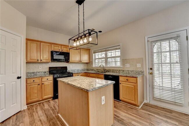 Building Photo - 100 Hawnley Trace