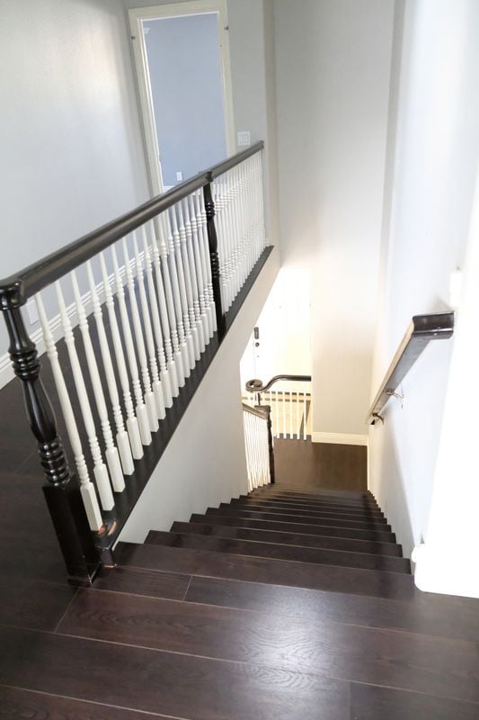 Building Photo - 16 Villager