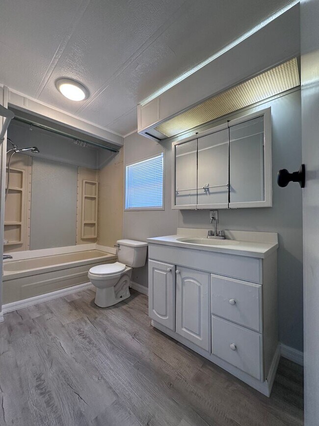 Building Photo - **RENT TO OWN** 2 bed / 2 bath - Mobile Ho...