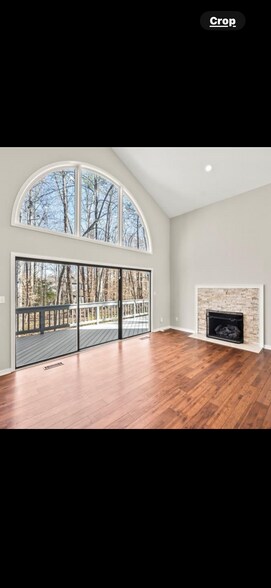 Building Photo - 3001 Lookout Ct