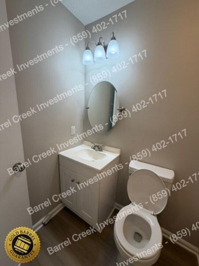 Building Photo - 417 Earl Street