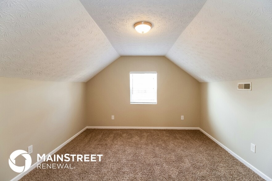 Building Photo - 5080 Dimson Dr N