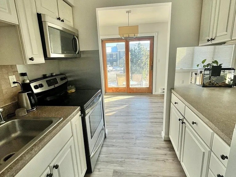 Building Photo - 14 Hilltop Ter