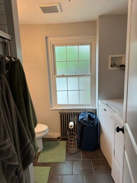 Bathroom with Laundry - 206 S Walnut St
