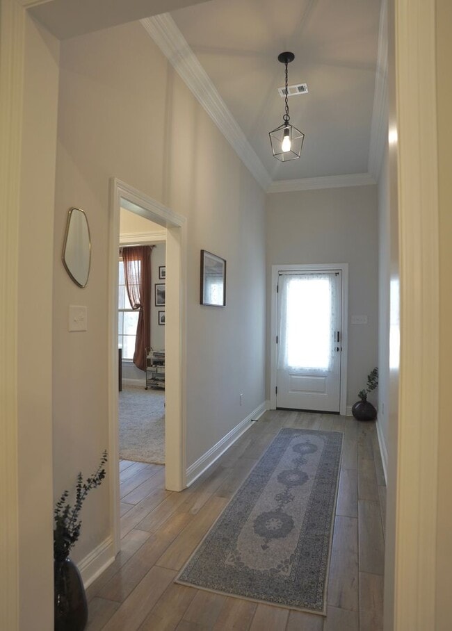 Building Photo - 223 St Edmunds Wy