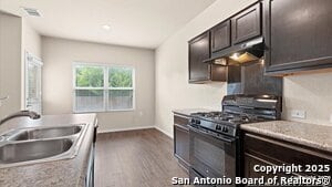 Building Photo - 7207 Cozy Run