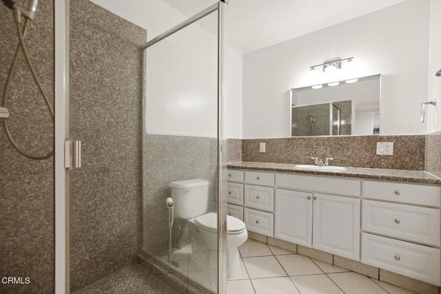 Building Photo - 1233 N Columbus Ave