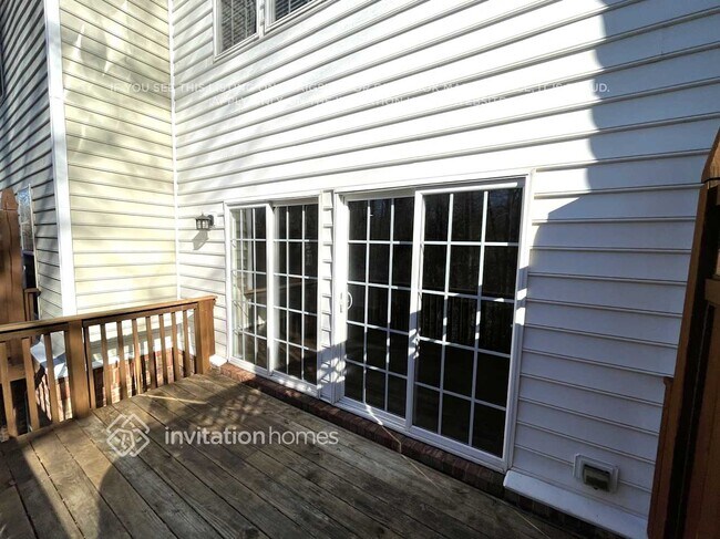 Building Photo - 2918 Duvalla Ave