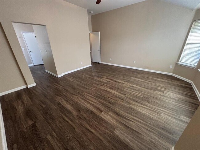 Building Photo - 8909 Colberg Dr
